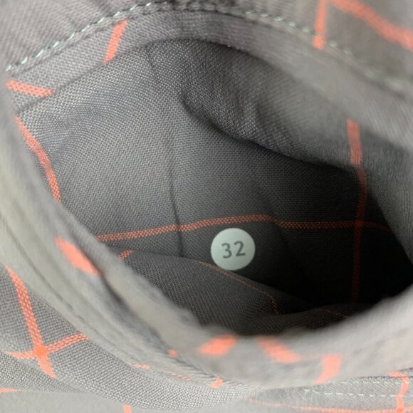 Lululemon Mens Shorts 32 Gray Pink Plaid Windowpane Chino Nylon Stretch 9" Golf - Picture 3 of 7